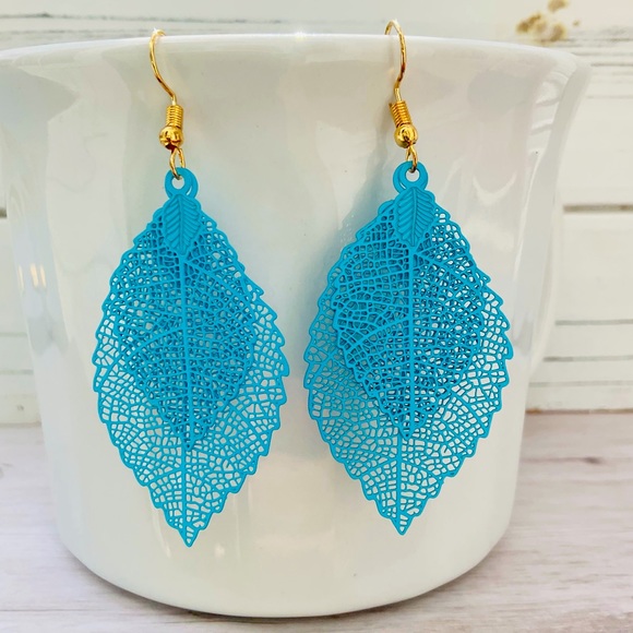 Jewelry - Sold 3/$25 Dangle Drop Double  Leaf  Bohemian Earrings